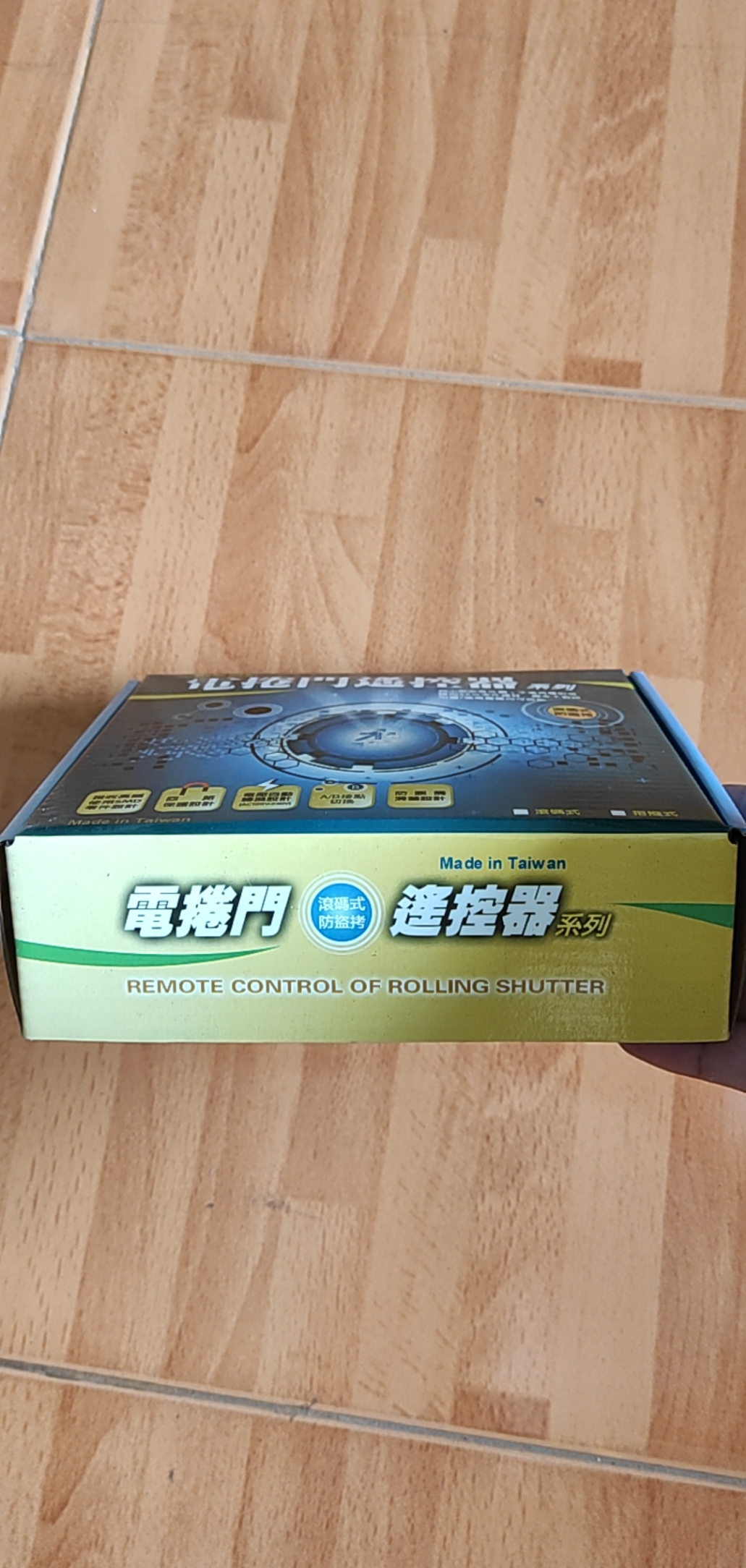 Điều khiển cửa cuốn CH- Made in Taiwan
