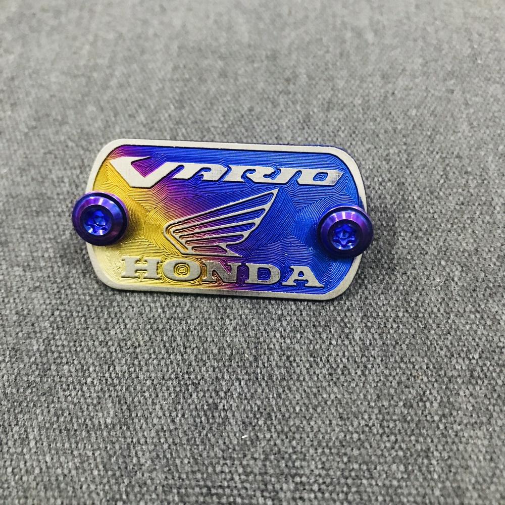 [HCM][BIKER ƠI] TEM DÁN BÌNH DẦU TITAN CHO XE VARIO KẾT HỢP ỐC TITAN RG5 SIÊU HOT ( 2 ỐC GR5 MÀU XANH TÍM)