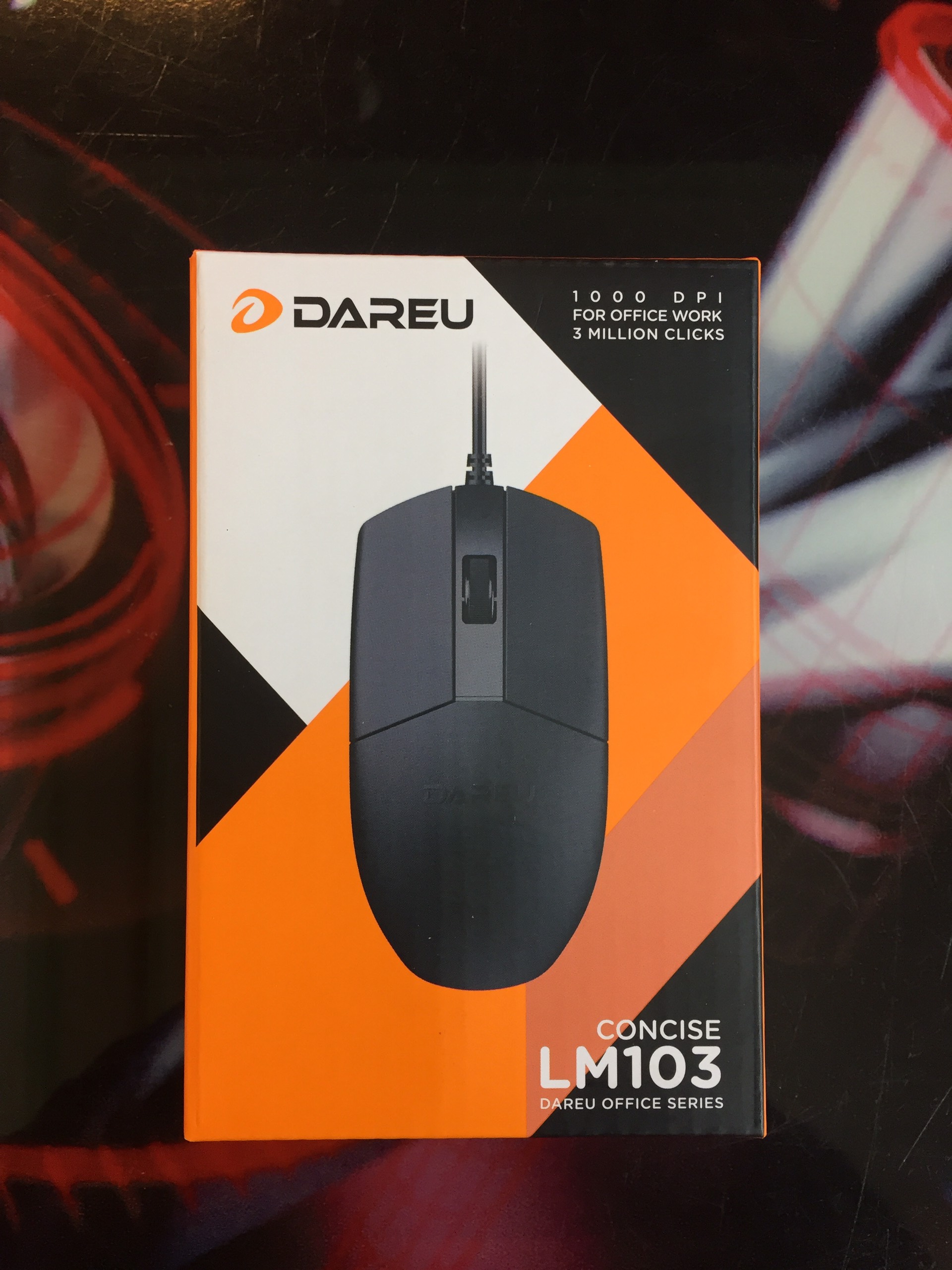 Chuột chơi game Dareu LM103 Black (USB/Đen)