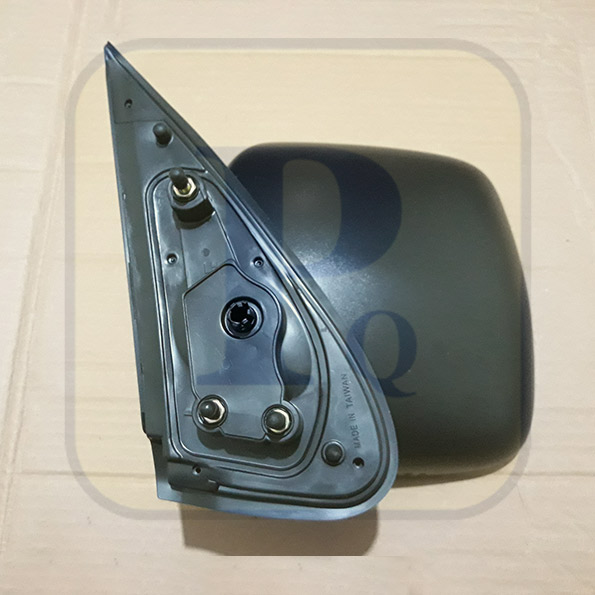 KÍNH CHIẾU HẬU TOYOTA HIACE 14-21