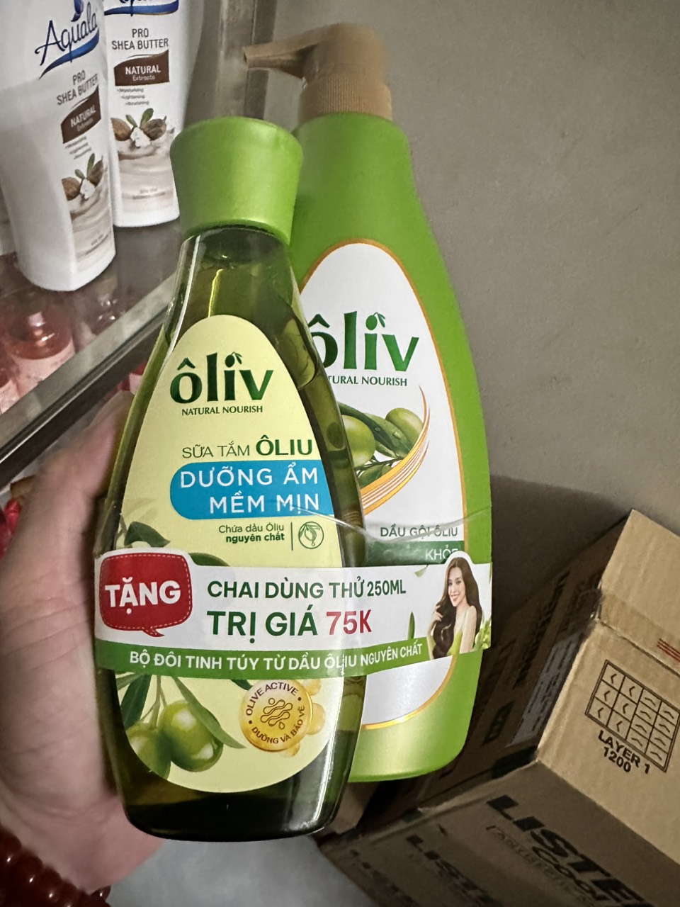Dầu Gội Oliv-Oliu 650ML