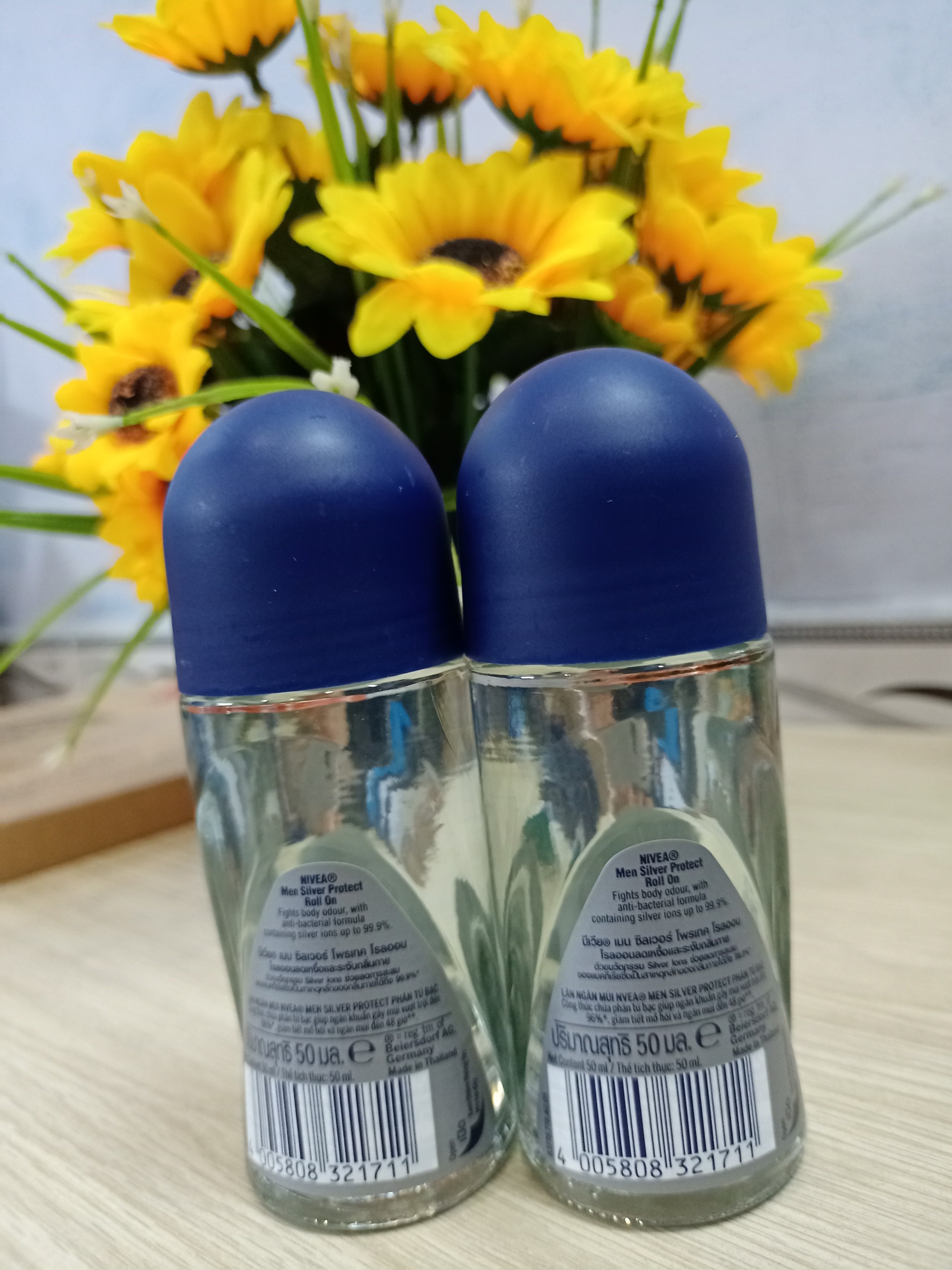 Combo 2 chai Lăn khử mùi Nivea Men Phân tử bạc