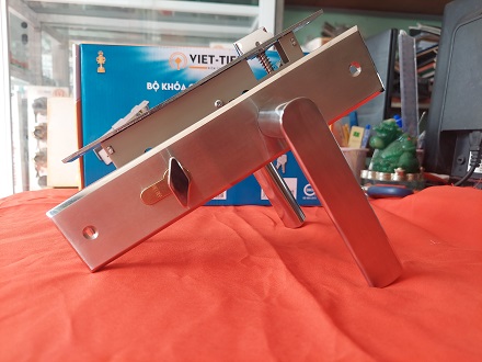 [CHÍNH HÃNG] KHÓA TAY GẠT PHÒNG INOX 304 VIỆT TIỆP MÃ 04474