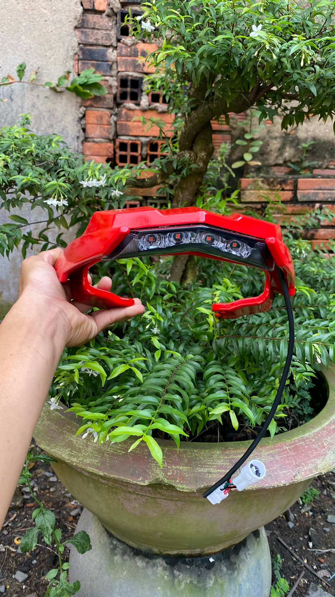 Cảng LC ex 150 với 4 chế độ và 7 hiệu ứng phanh