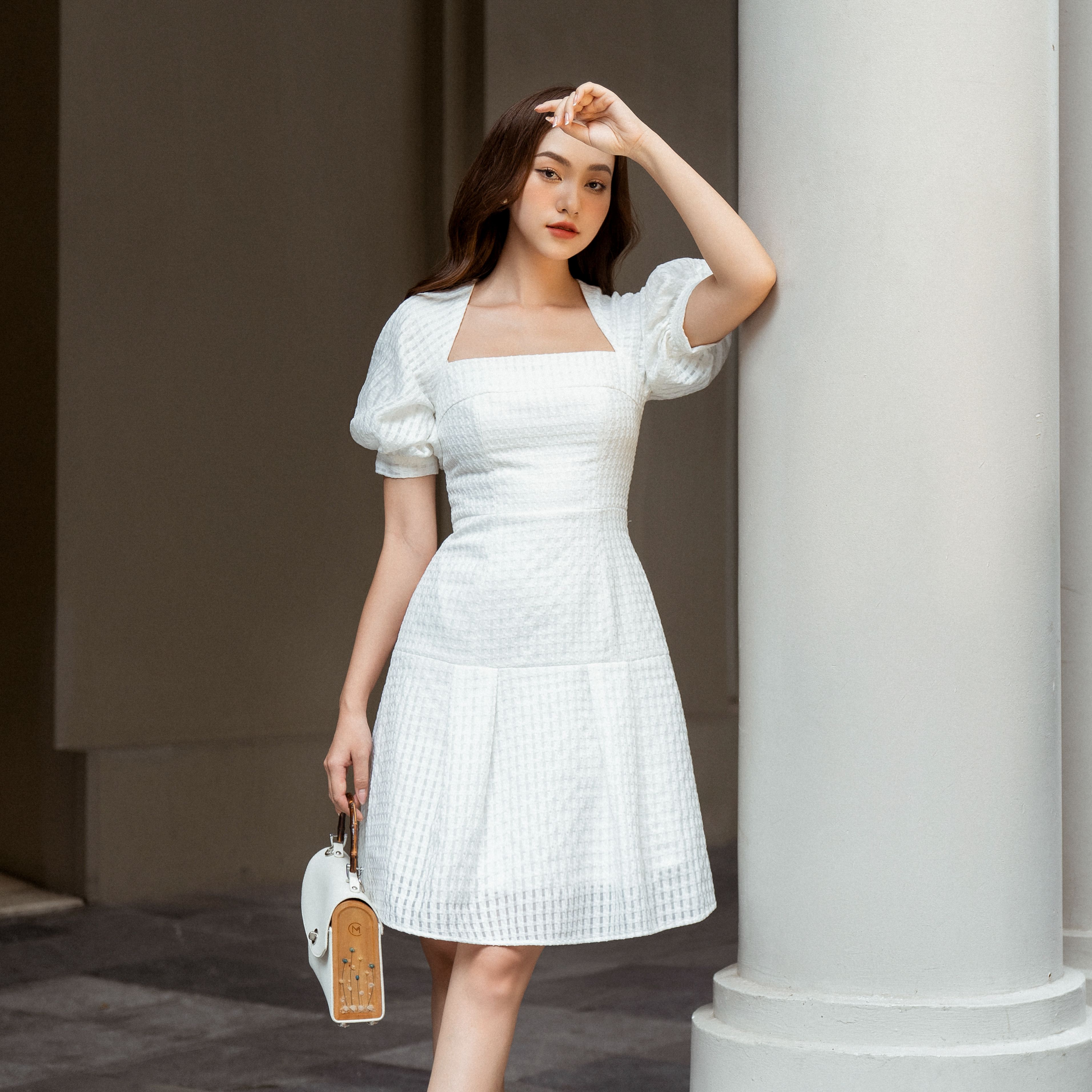 Maiimer - Váy trắng cổ chéo Vivi