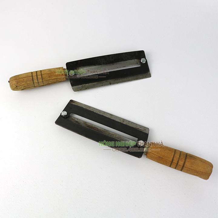 Dụng cụ róc mía 2 lưỡi