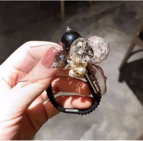 cột tóc đính đá