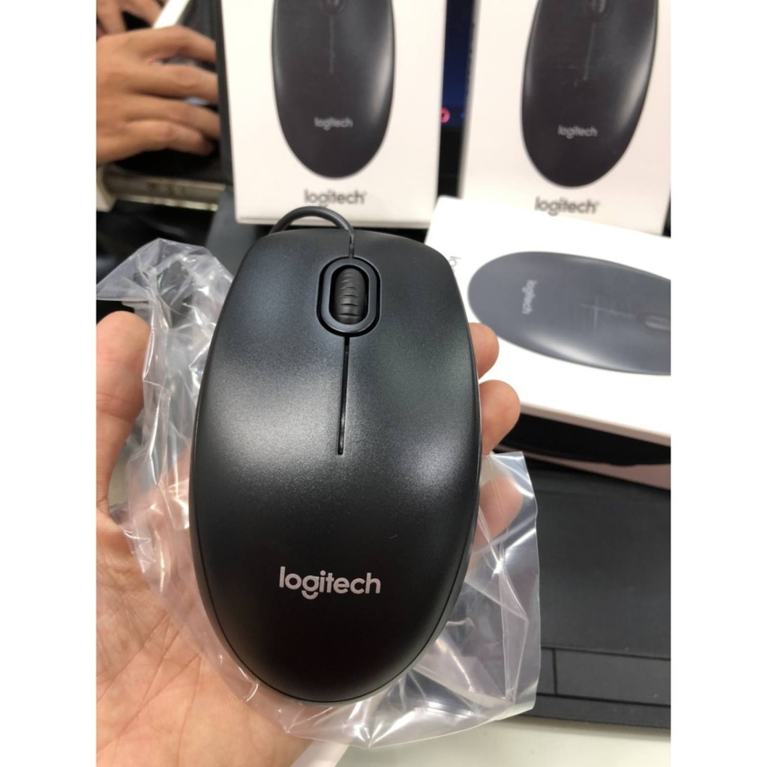 Chuột Máy Tính Logitech B100 Chuyên Game Văn Phòng