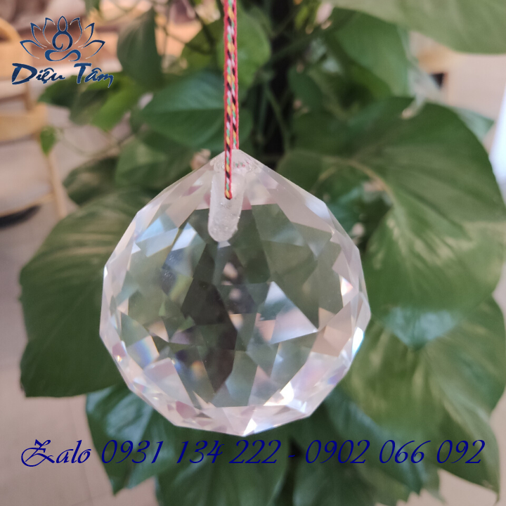 Ball hanging feng shui