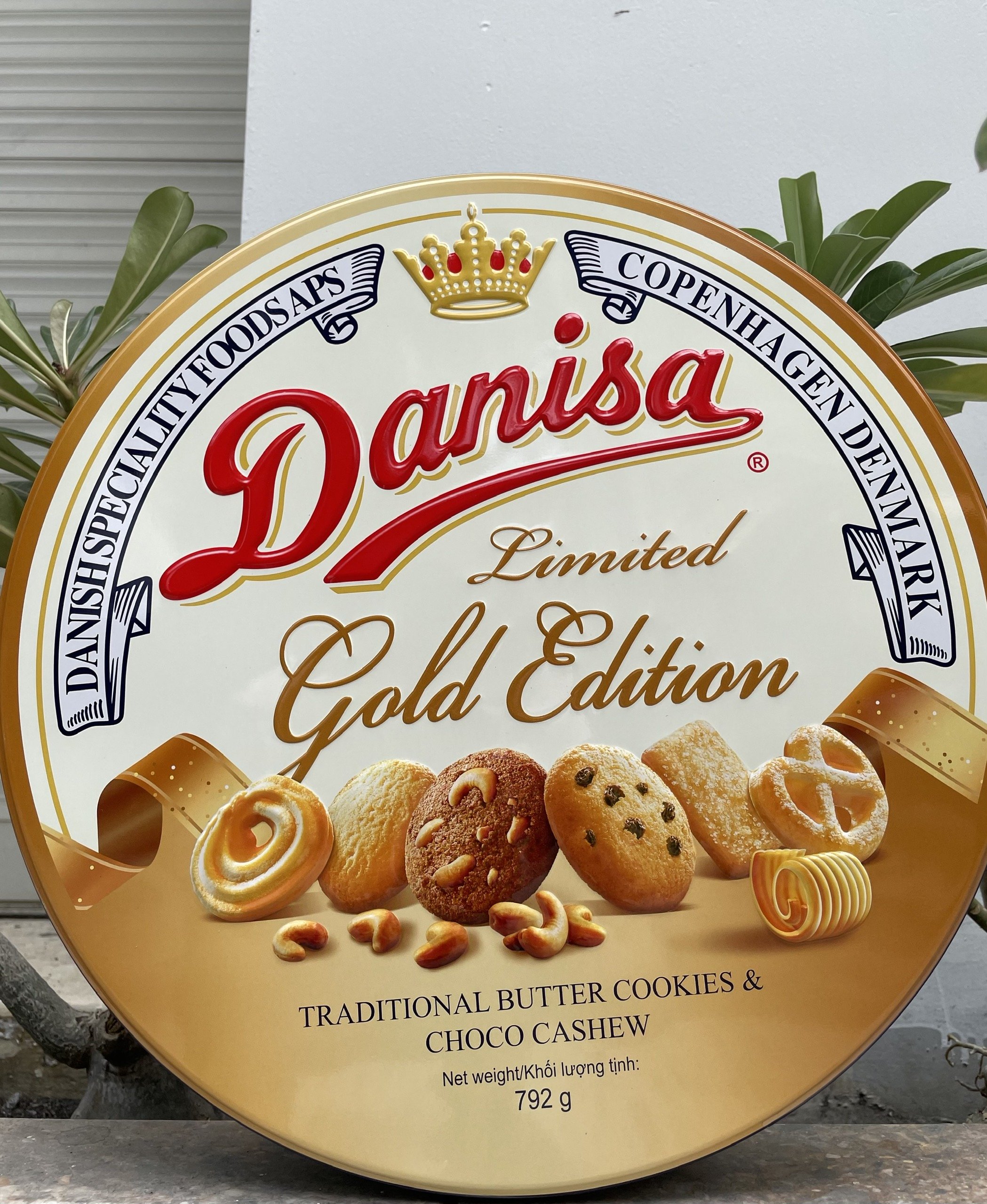 Bánh Quy Bơ Danisa Limited Gold Edition (Hộp 792g)