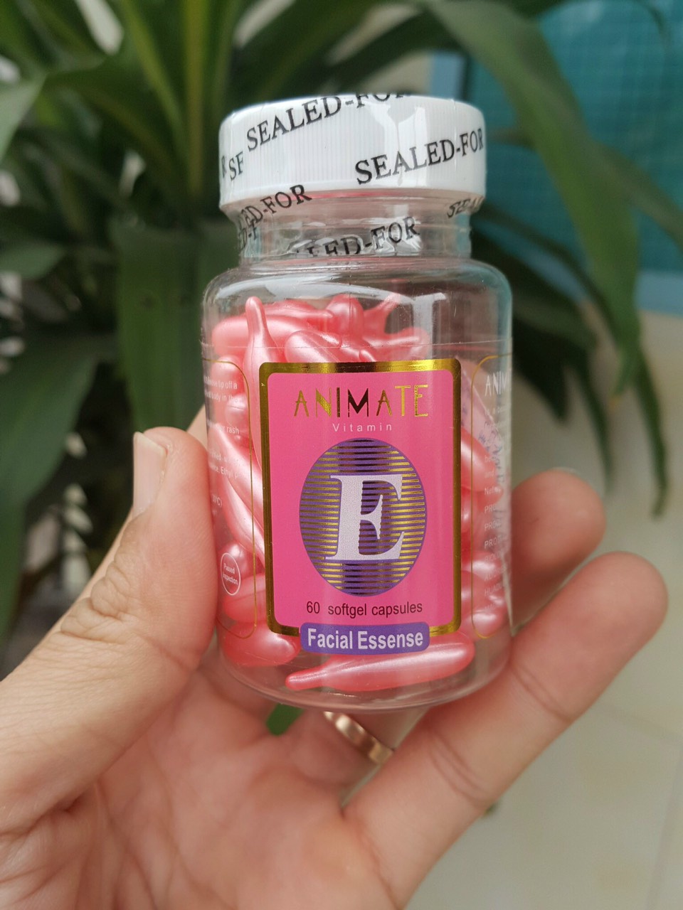 Ảnh thật] 5 Viên kích dưỡng trắng da Vitamin E thái lan 