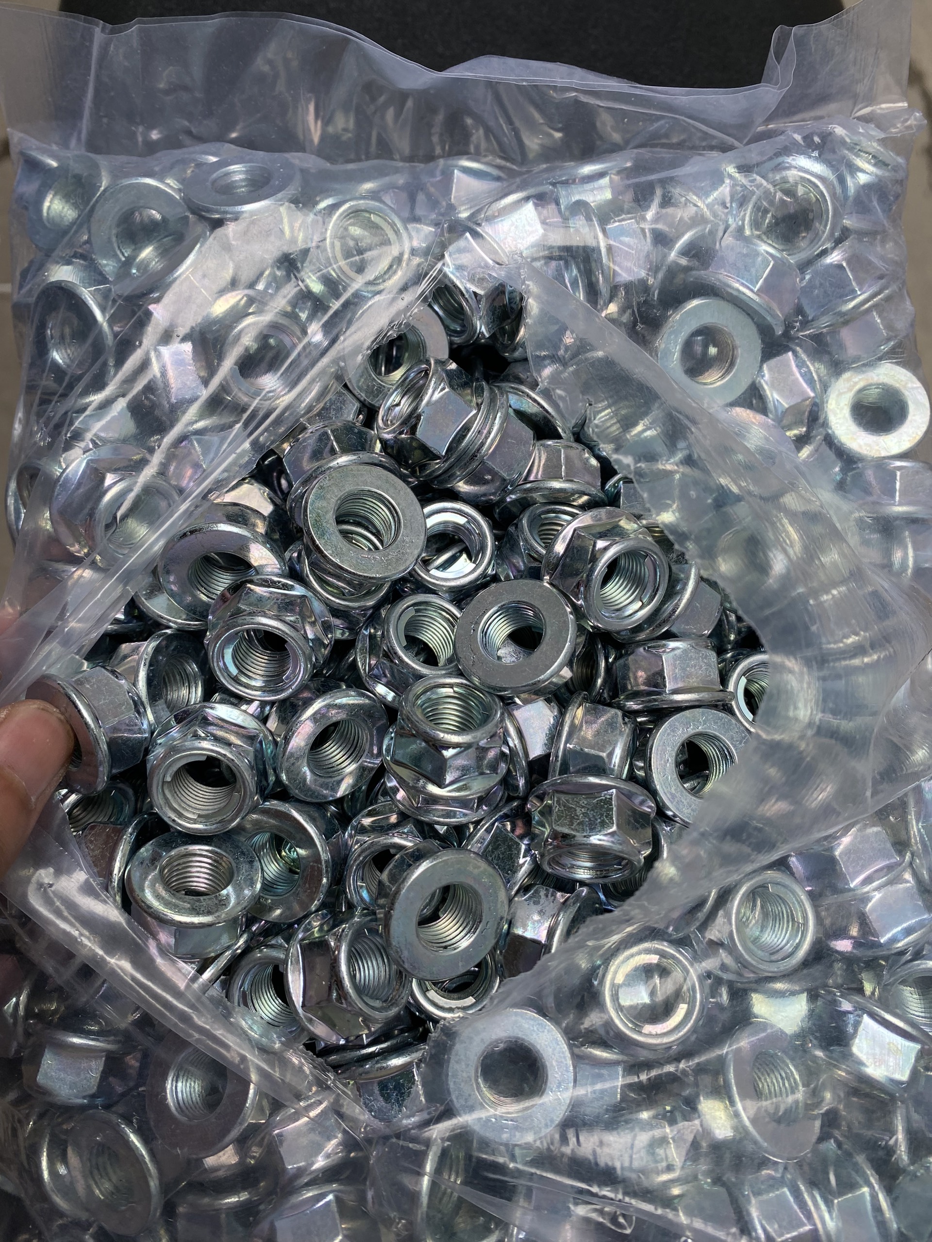 Ốc trục trước + sau 12mm zin Chất Lượng