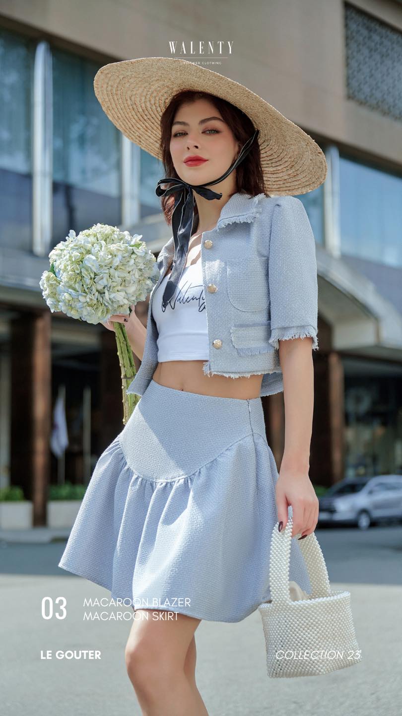 Set áo khoác croptop và chân váy Macaroon