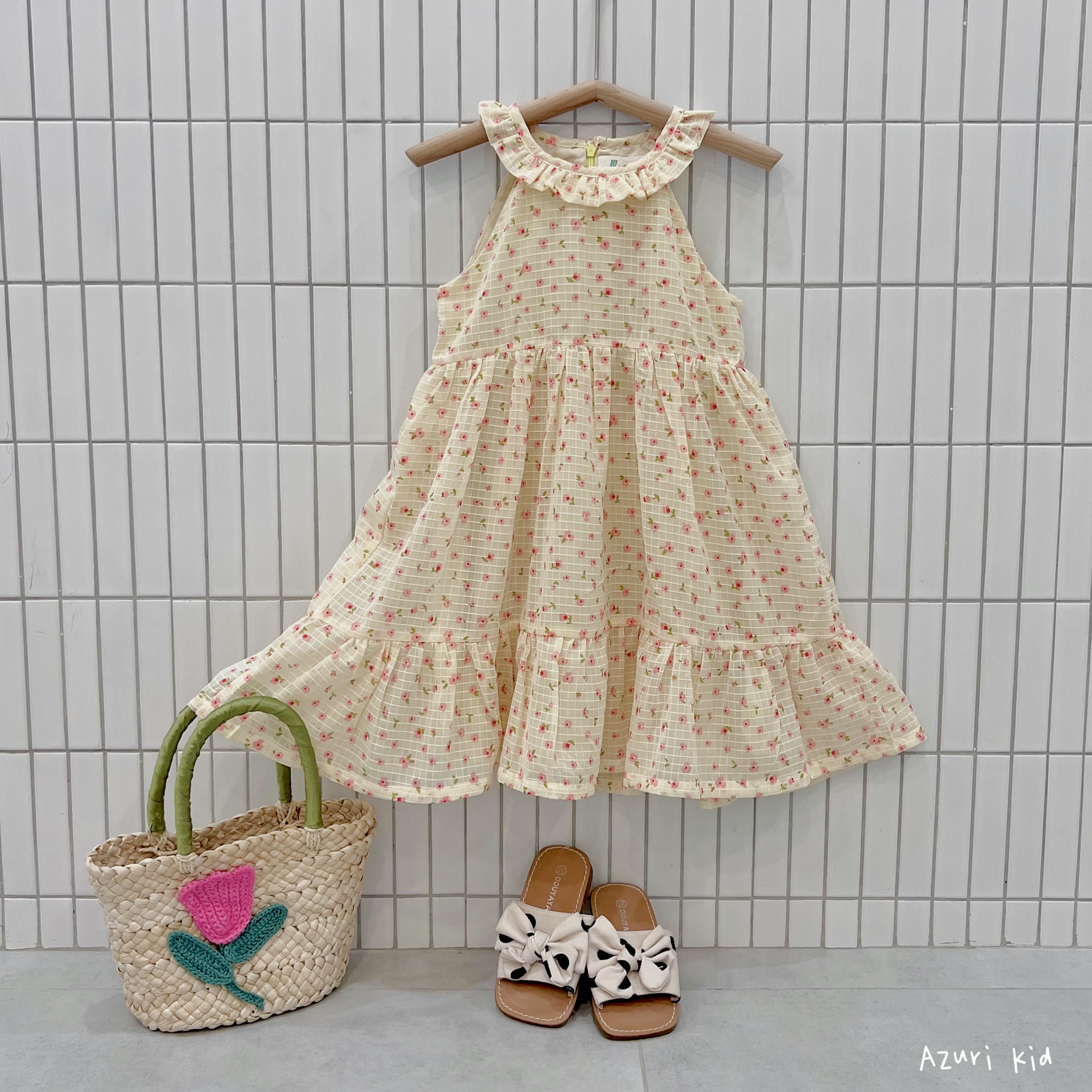 [NEW ARRIVAL] ĐẦM BÉ GÁI MAXI CỔ YẾM VOAL Ô