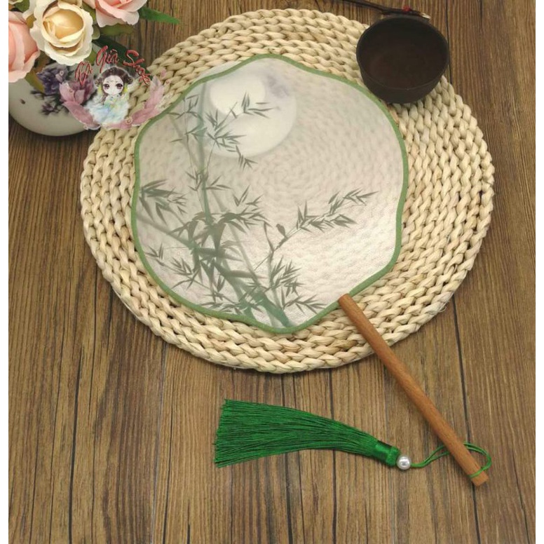 Quạt tròn cổ trang (nhiều mẫu)