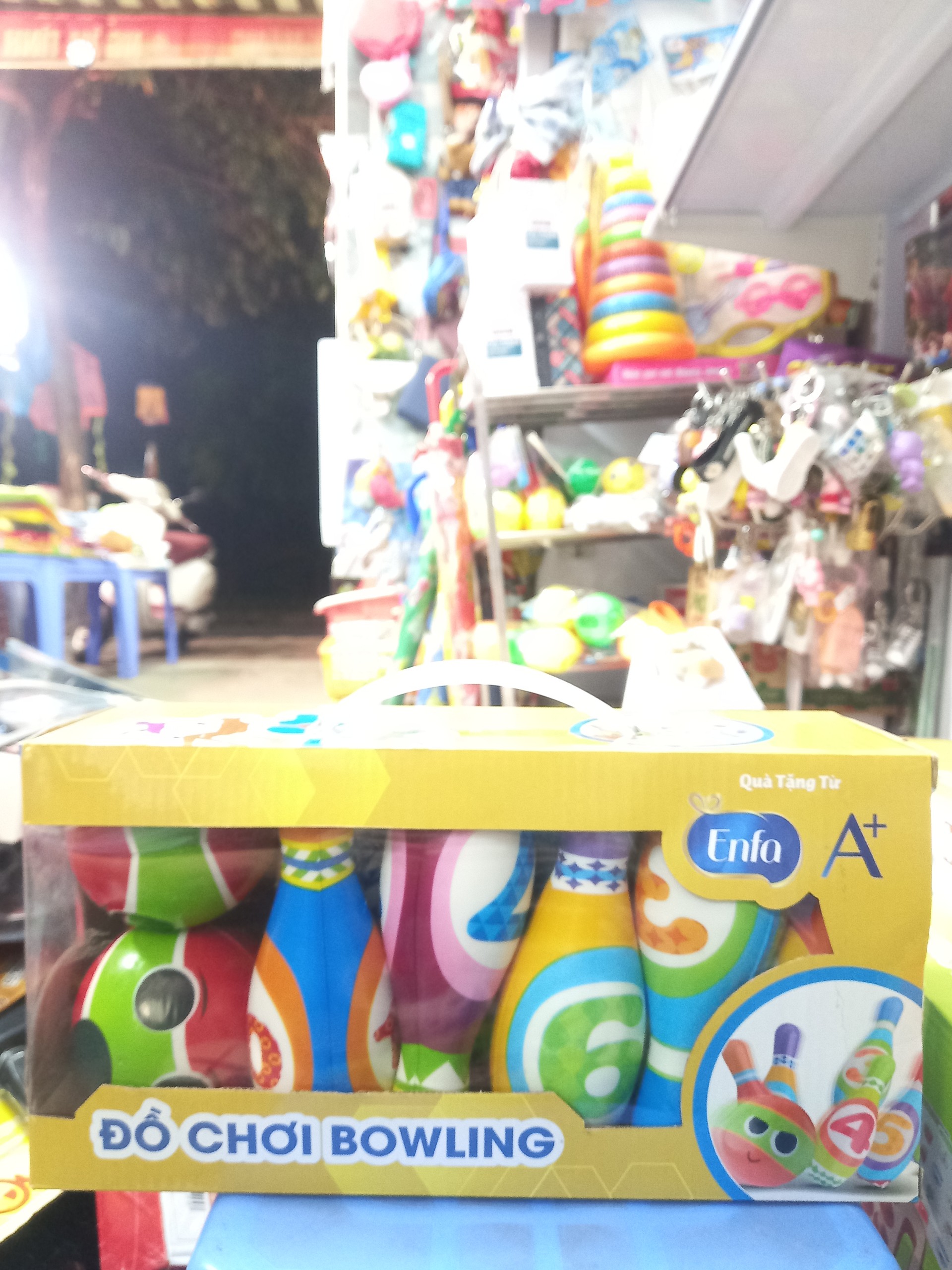 đồ chơiTrò chơi bowling trong nhà cho cha mẹ và con
