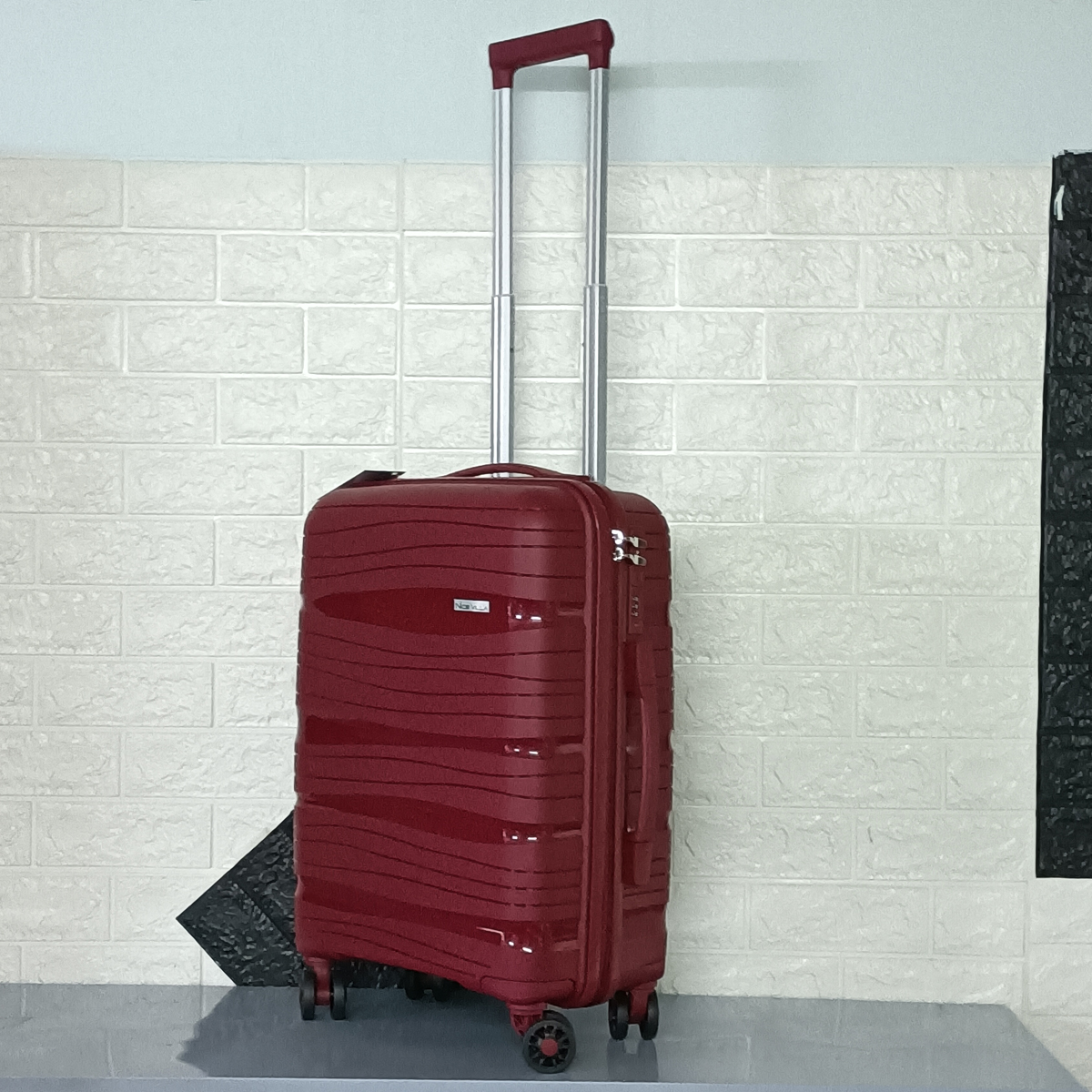 Vali NiceVilla Nhựa Dẻo PP Chống Sốc 20inch và 24inch