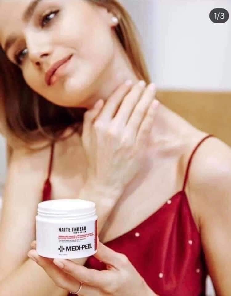 Kem dưỡng da cổ Medi Peel Naite Thread Neck Cream 100ml ( kem cổ)