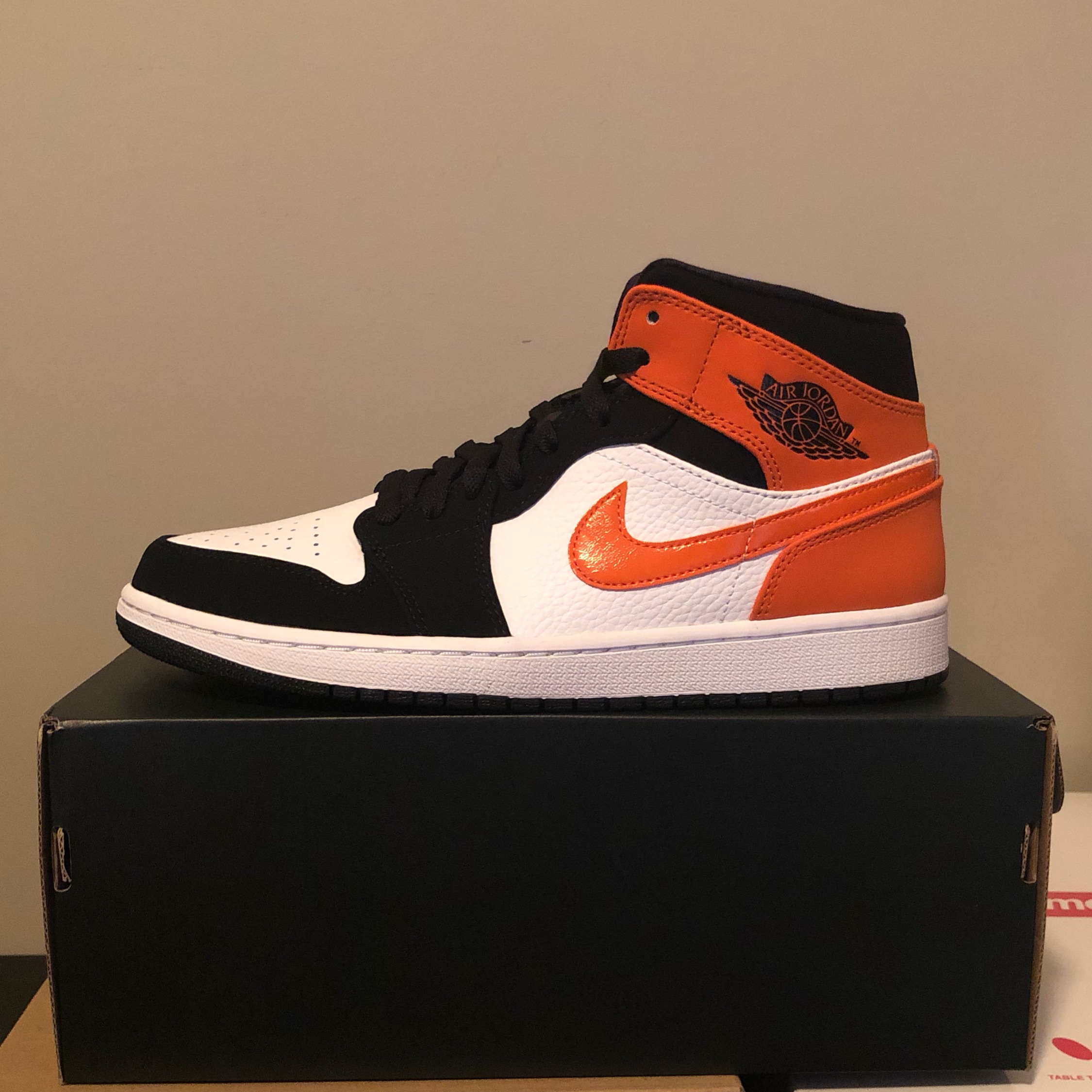 Giày Air J0rdan 1 Mid Shattered Backboard Trắng Đen Cam ( Full box)