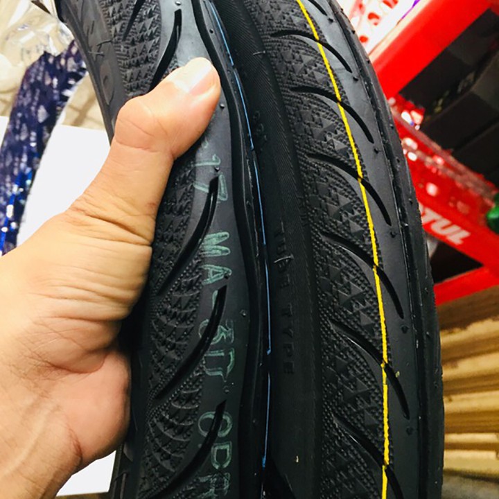 Vỏ maxxis xe máy size 17.