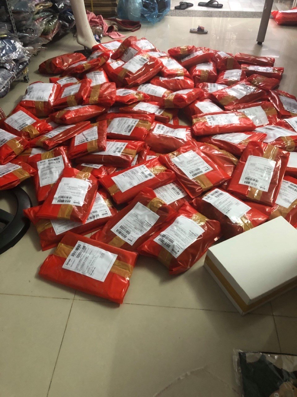 đầm  mẹ và bé cổ trụ thanh lịch s003