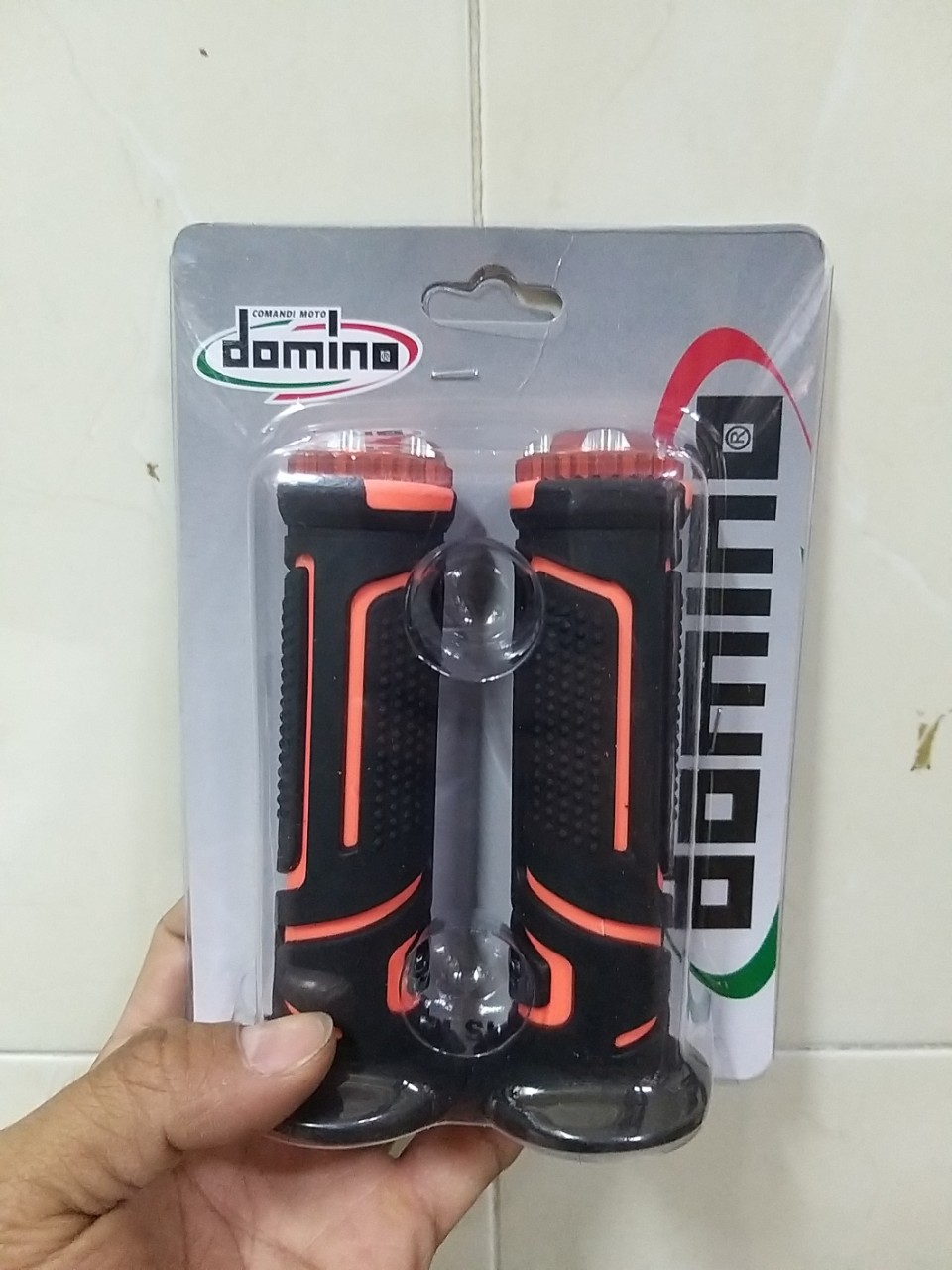 BAO TAY DOMINO SỌC GÙ