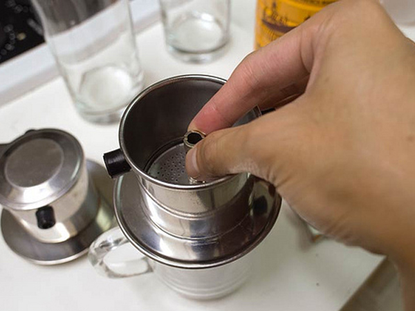 [HCM][HÀNG CHÍNH HÃNG] Cà Phê Qualità Rossa LAVAZZA - CÀ PHÊ BỘT Gói 250g