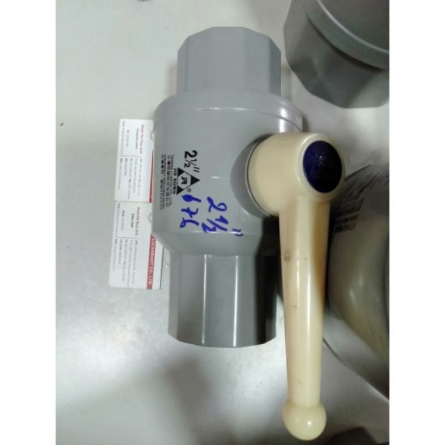 van nước pvc phi 75