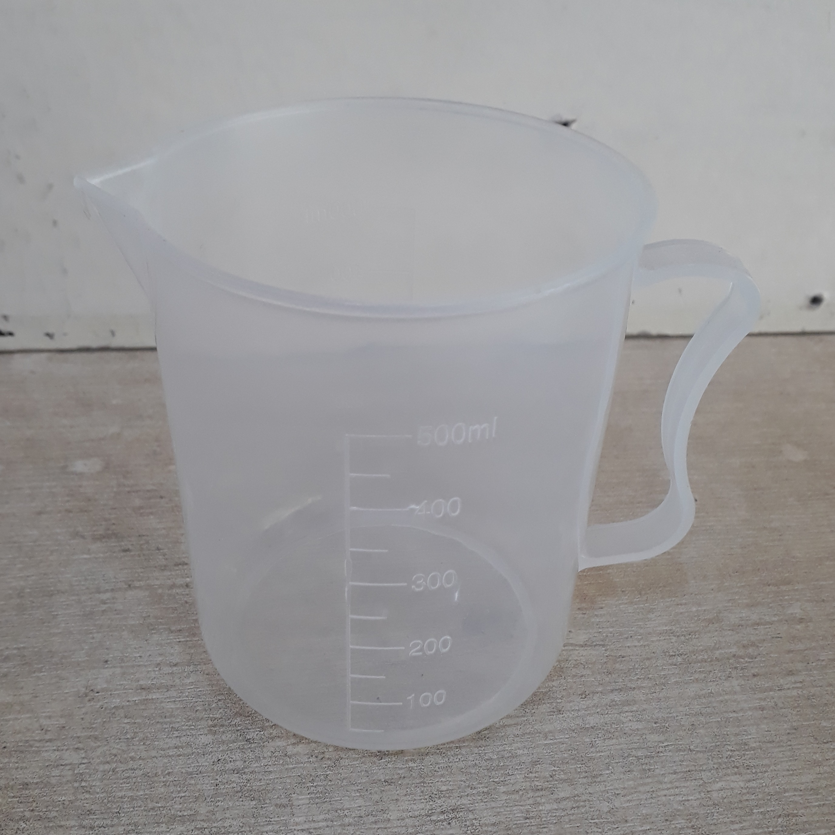 Ca đong 500ml nhựa có vạch chia