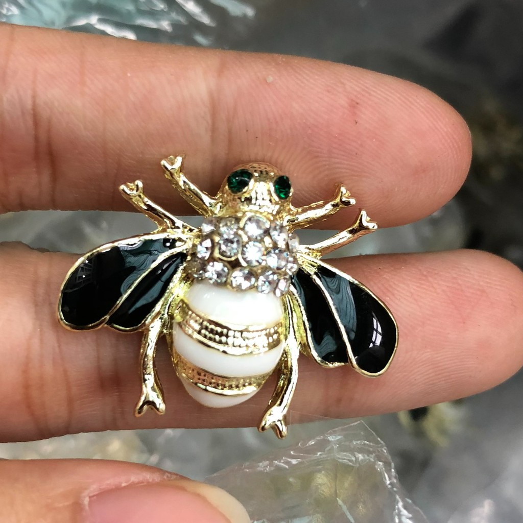 Mạc ong đính đá 25k/ con trang trí túi