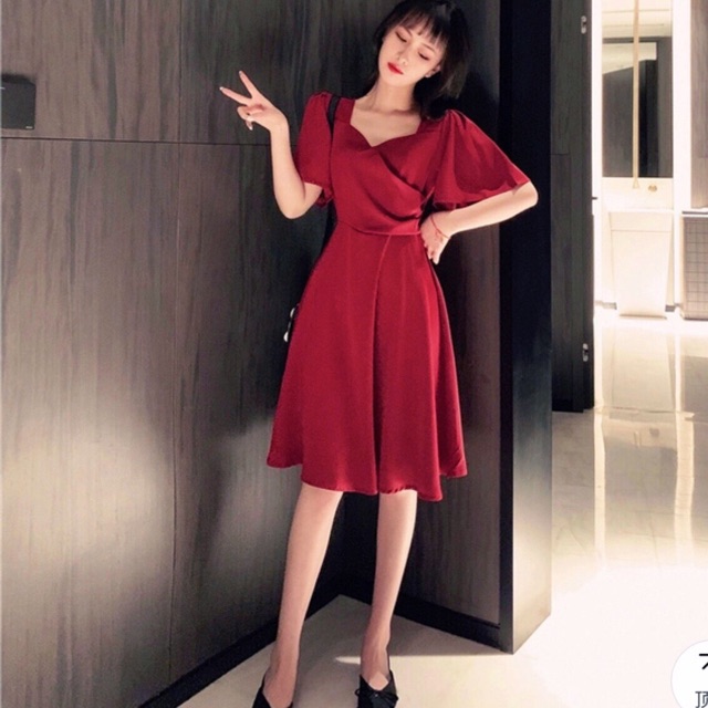 ĐẦM ĐỎ CỔ V, XẾP LI EO (có ảnh thật) MS153
