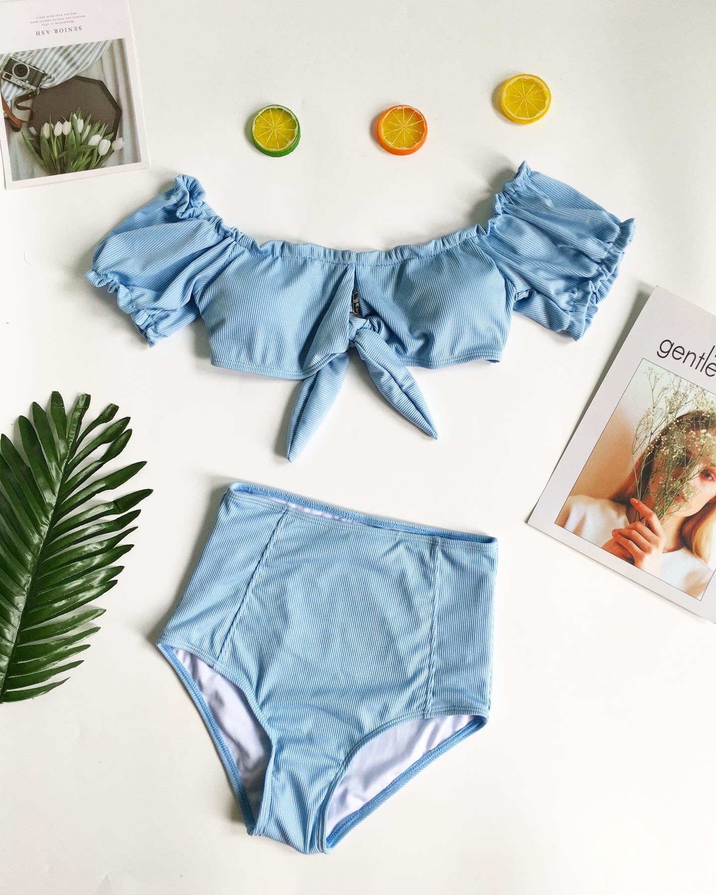 Bikini nhún bèo trễ vai xanh ngọc
