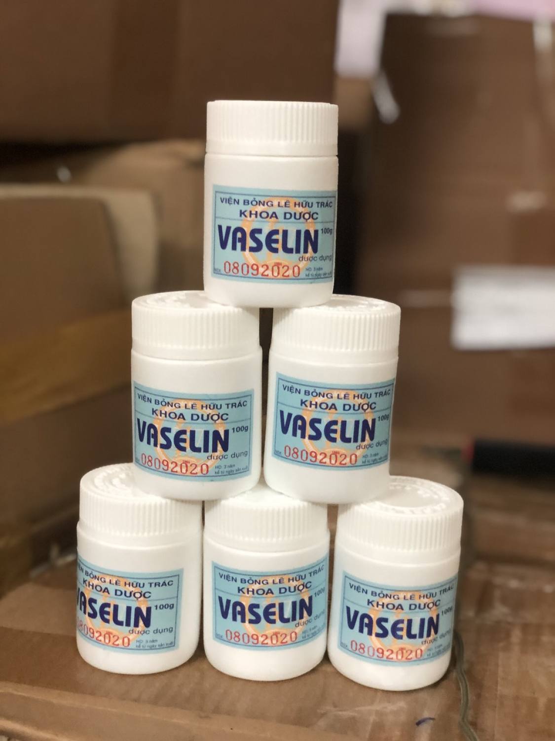 Kem nẻ vaseline 100g viện bỏng - kne