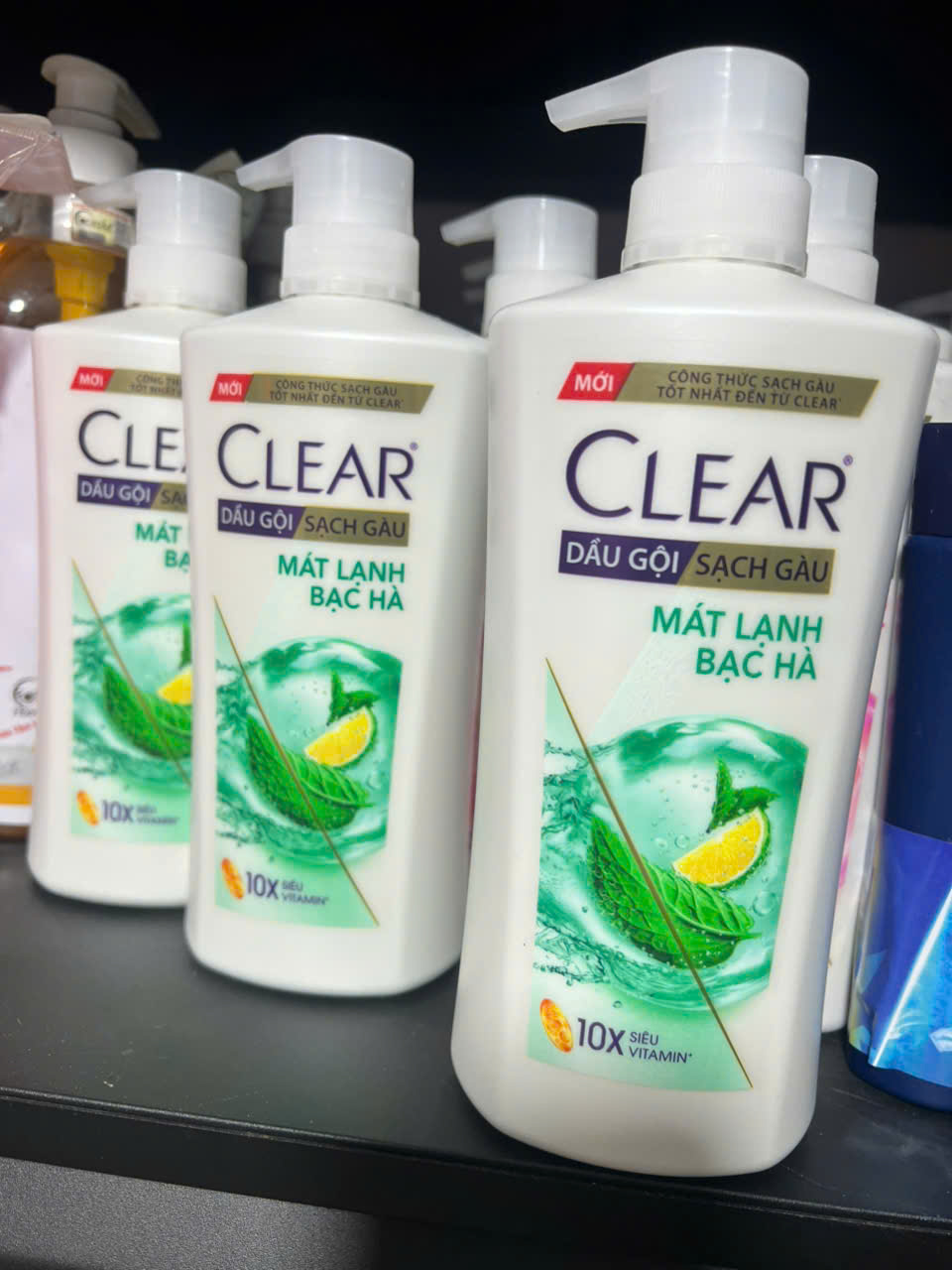 [HCM]Dầu gội sạch gàu Clear mát lạnh bạc hà 630ML