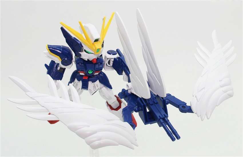 Mô hình lắp ráp Gundam Bandai SD EX-Standard 04 Wing Gundam Zero Custom EW [GDB]