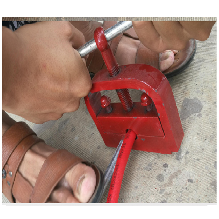 Máy bấm đầu dây áp lực bằng tay