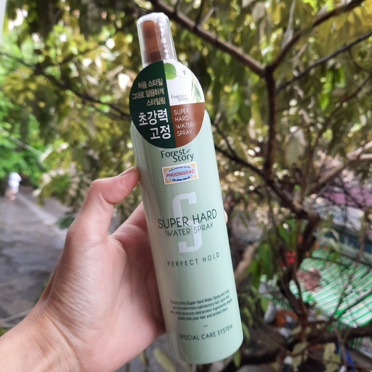 Keo xịt tóc siêu cứng Welcos Super Hard Water Spray 252ml