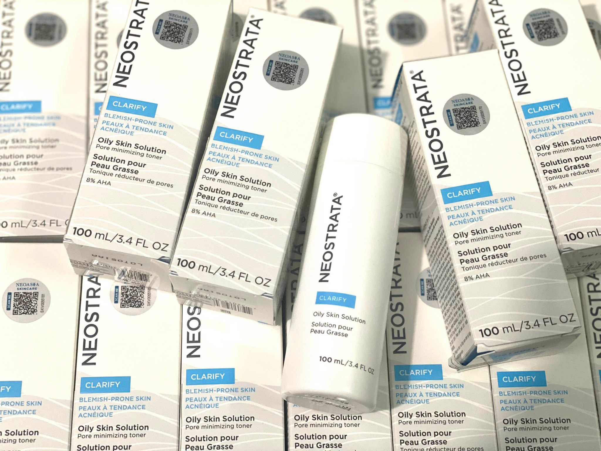 NeoStrata Oily Skin Solution AHA 8 – Dung Dịch Trị Mụn Kiểm Soát Nhờn