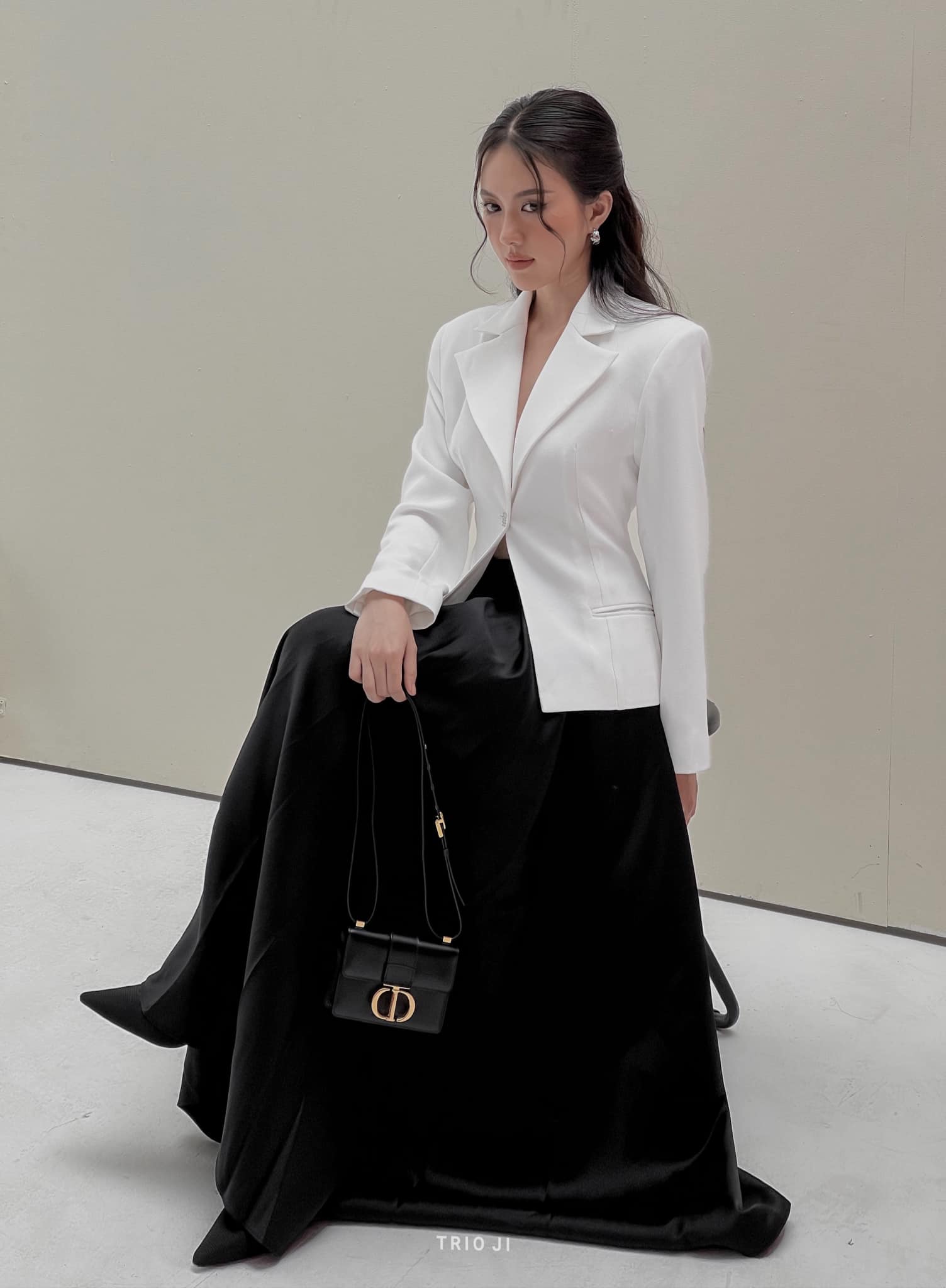 TRIO JI Blazer thiết kế DELWYN Blazer
