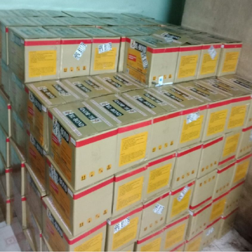 Tắc kê nổ chữ C phi 25 - Tắc kê máy bắn ty (1 hộp 80 con)