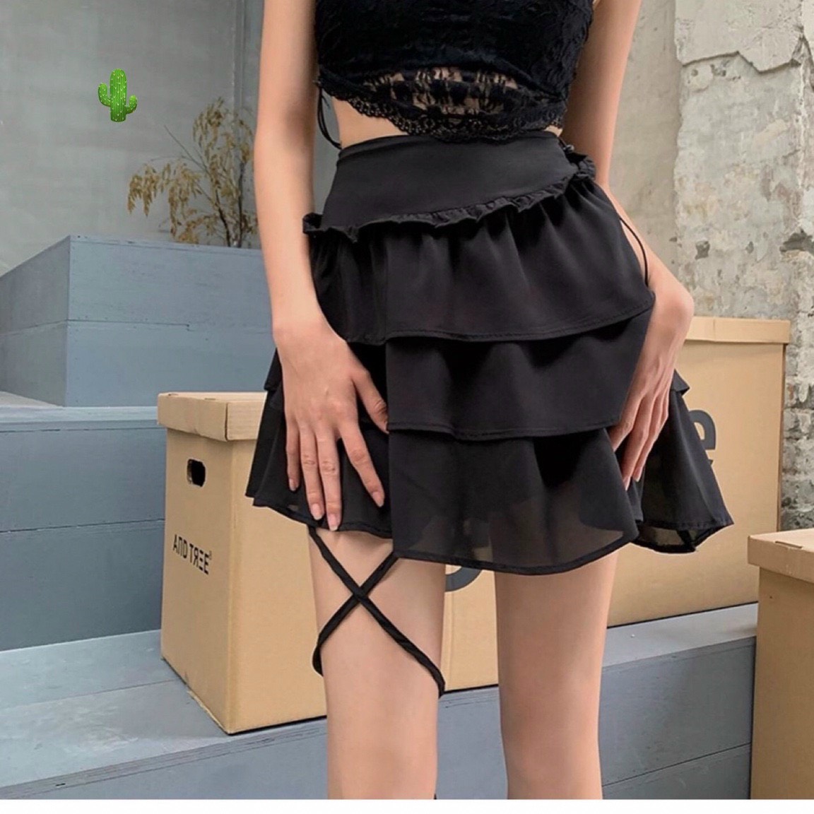 Chân váy xinh xắn voan 3 tầng có dây cột đùi cực xinh