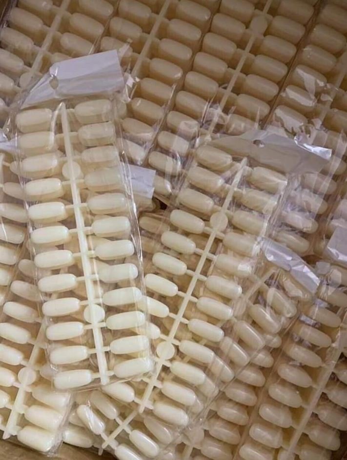 [HCM]MÓNG GẮN BẢNG MÀU MẪU 120 MÓNG