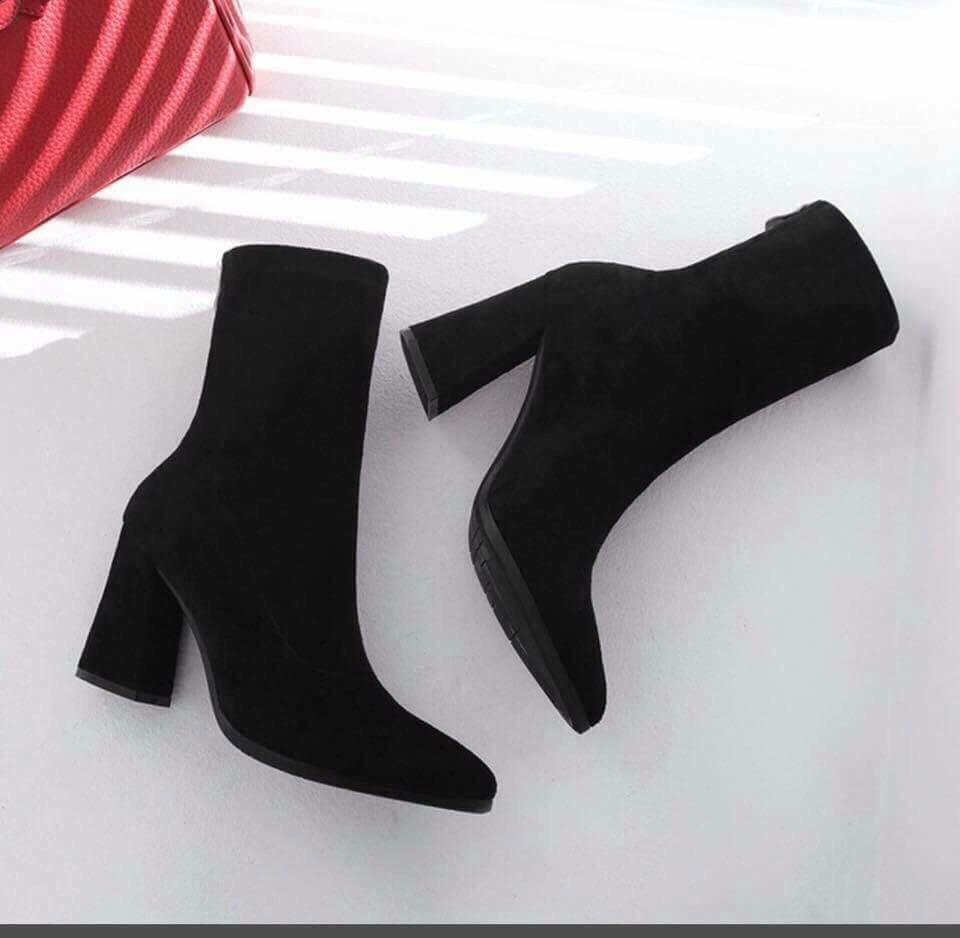 giày bốt đế số 7 nữ mới