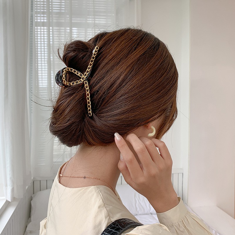 Kẹp Tóc Răng Cưa Viền Xích