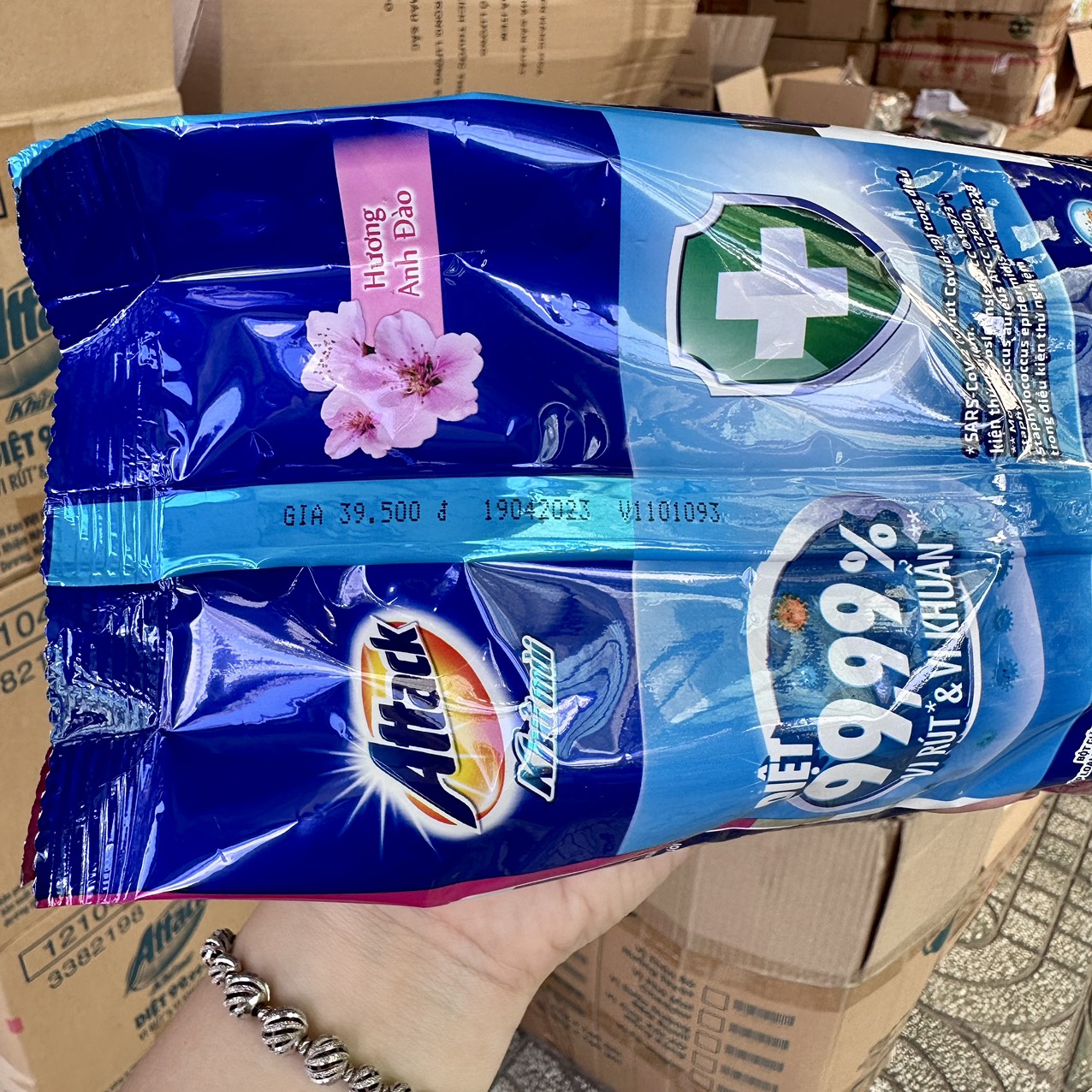 [MẪU MỚI] BỘT GIẶT ATTACK KHỬ MÙI MỚI 720G