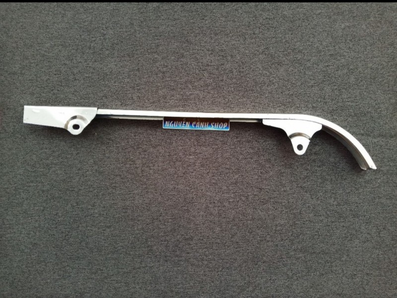 Cate Leaf Plate with Small Stainless Steel Draem Wave Attached
