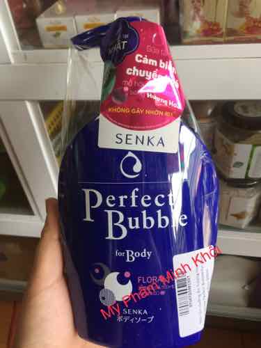 Sữa Tắm Senka Bubble hương hoa 500ml