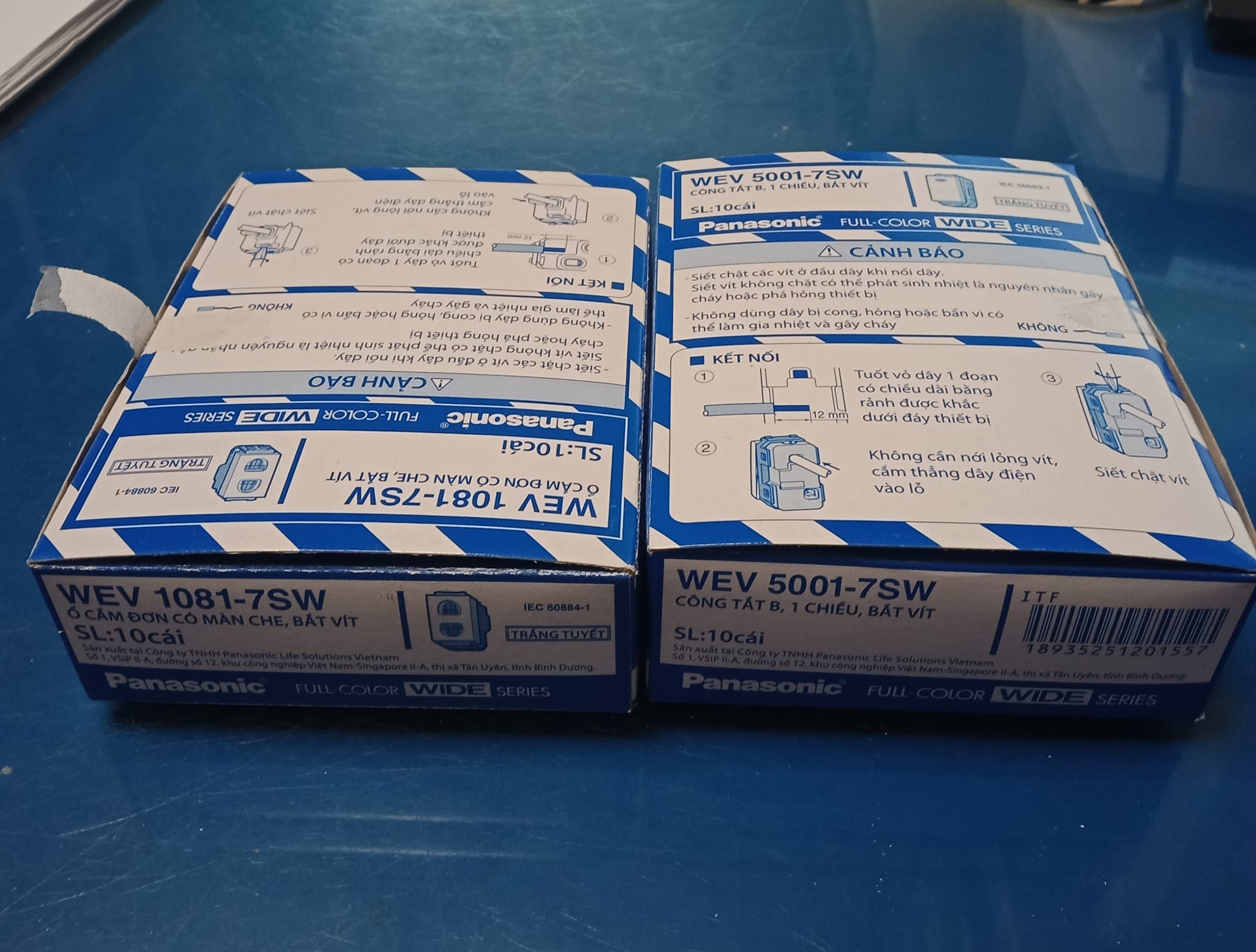 Ổ cắm đơn 2 chấu  Panasonic 1081-7SW