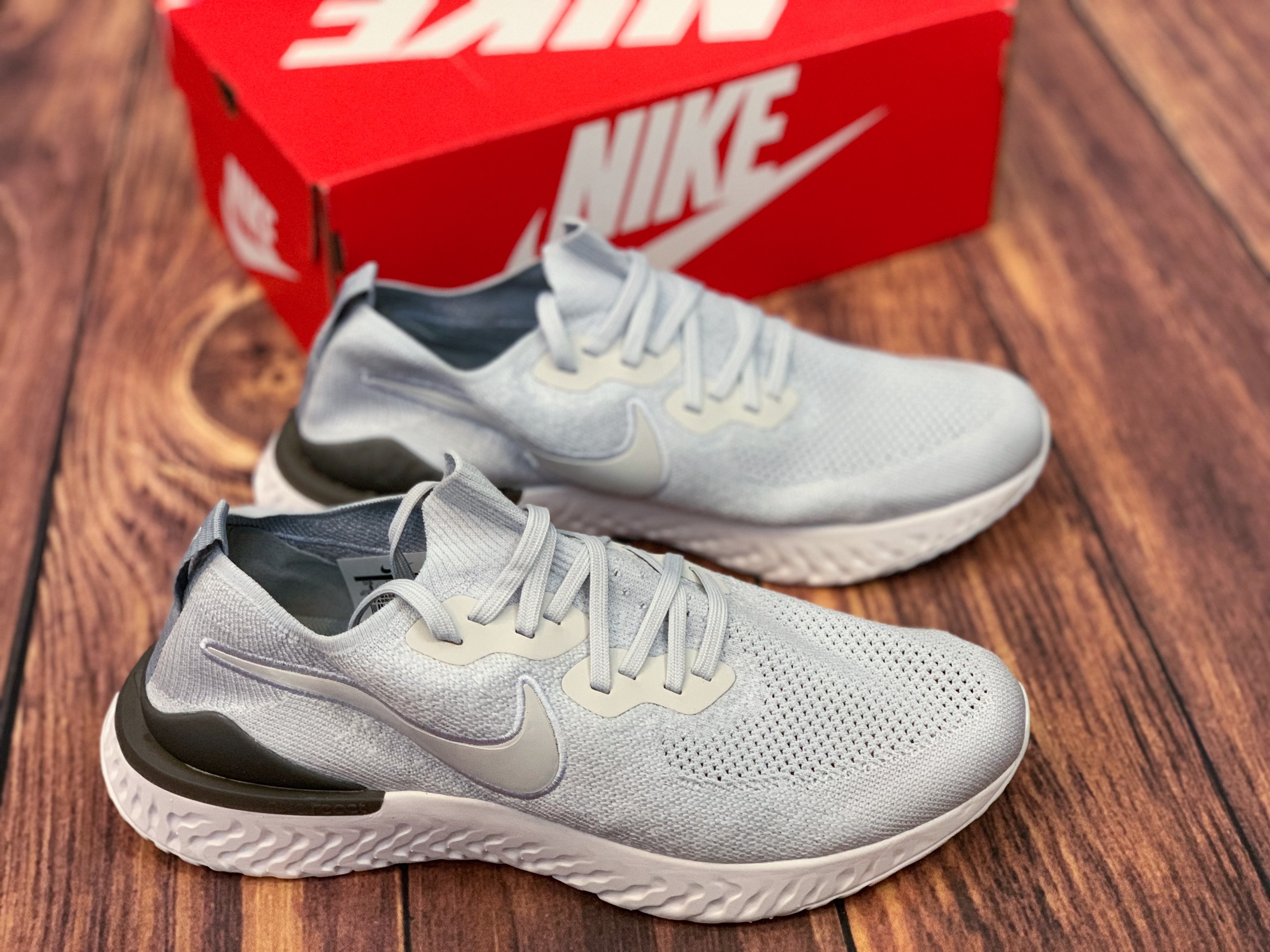 Giày Epic react mới êm bền nhẹ thoáng thể thao (Xám)