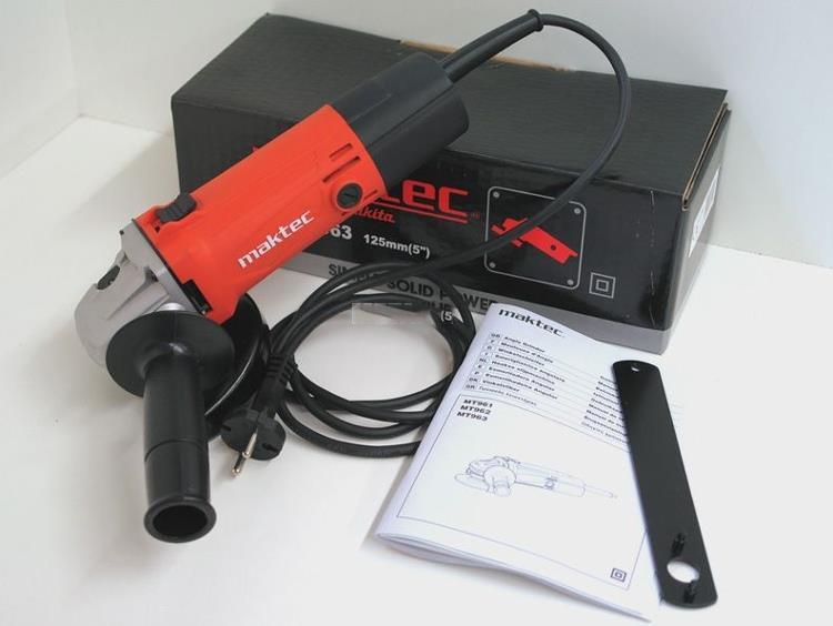 Máy mài Maktec MT963 5inch (Cam phối đen)